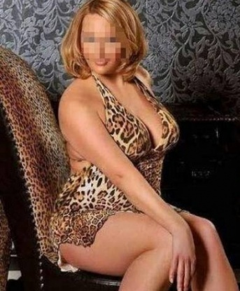 Вика, 40